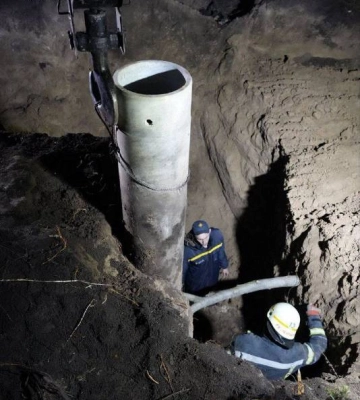 На Одещині чоловік загинув в довгому вузькому колодязі