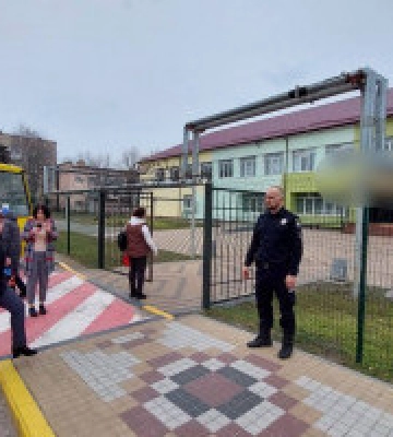 На Київщині поліція  перевіряє інформацію щодо замінування закладів освіти 