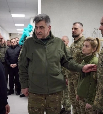 Зеленський нагородив лікаря з Рівненщини