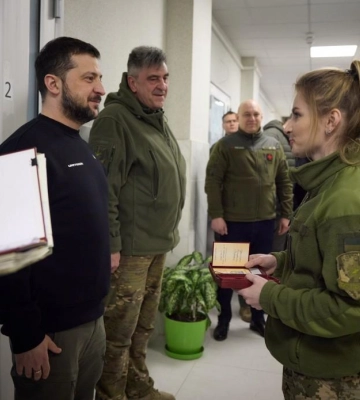 Зеленський нагородив лікарку-кардіологиню з Корця