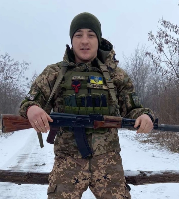 Громаду на Дубенщині просять гідно зустріти кортеж із тілом Героя