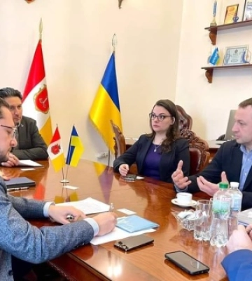 Мовний омбудсмен просить створити додаткові курси української мови на Одещині