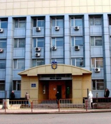 Двох суддів Малиновського районного суду міста Одеси звільнено у відставку