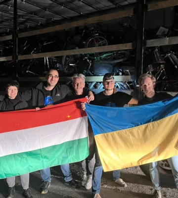 Угорські волонтери зібрали для українців 210 велосипедів