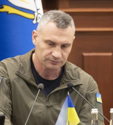 Площа Українських Героїв та проспект Каденюка: у Києві перейменували ще 16 об’єктів