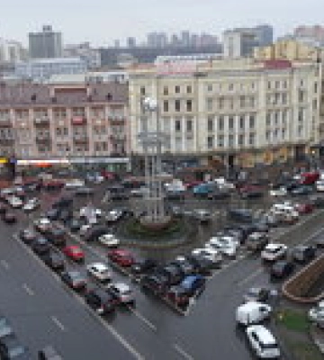 Площадь Толстого стала площадью Украинских Героев: Киеврада утвердила 16 переименований