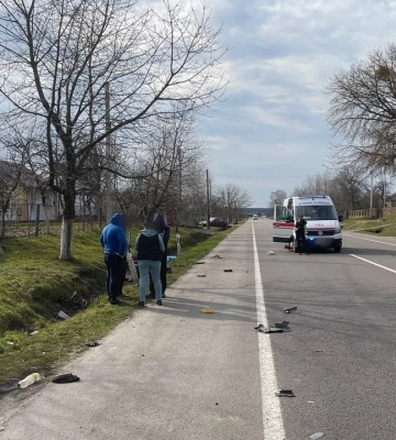 «Більше злякалася за собак у салоні, аніж за збитого чоловіка»: подробиці смертельної ДТП біля Луцька