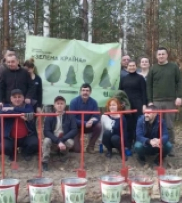 На Волині у прикордонній зоні садили молоді сосни та дуби
