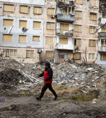 Як живе вільний Херсон під російськими обстрілами