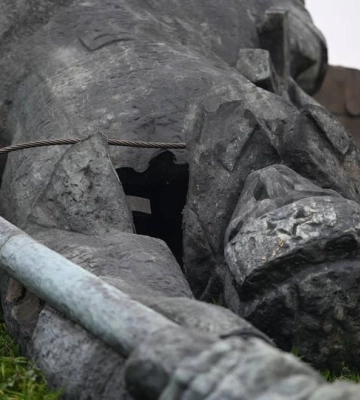Закарпаття – лідер за кількістю демонтованих радянських об&amp;apos;єктів в Україні з початку війни