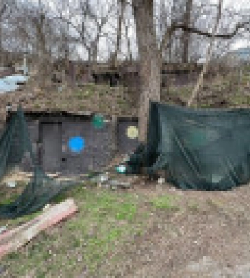 Виховувала у закинутій недобудові: у Києві у матері вилучили 5-місячне немовля