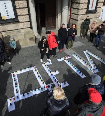 &quot;Де ти&quot;: у Львові провели акцію до річниці авіаудару по Маріупольському драмтеатру