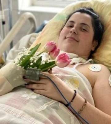 Розростаючись, пухлина могла задушити: у Мукачеві життя молодої жінки рятували вісім годин