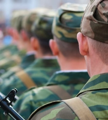 Отказались воевать. На Запорожье российских солдат из Тувы держат в подвале без еды и воды