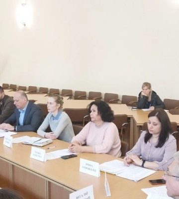 Обласна влада вживає заходи щодо врегулювання ситуації з масовим вивільненням працівників