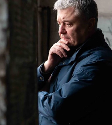 Порошенко: треба зробити так, щоб монстр війни, якого випустив Путін, зжер його режим