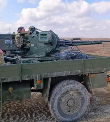 На Рівненщині воїнів-зенітників навчають знищувати ворожі цілі