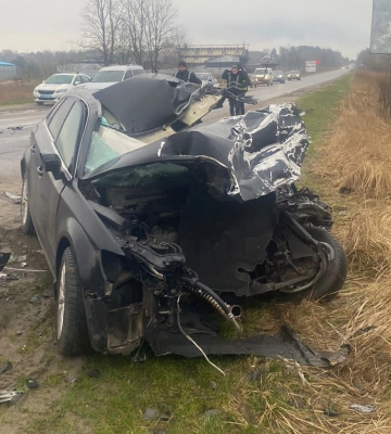 Водій помер на місці: зранку біля Львова трапилася нищівна ДТП