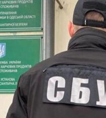 СБУ ліквідувала корупційну схему, пов’язану із &quot;зерновою угодою&quot;: 12 тис. доларів за фітосанітарні сертифікати. ФОТОрепортаж