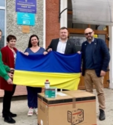 Іноземні партнери передали передали генератори для закладів освіти Нововолинської громади