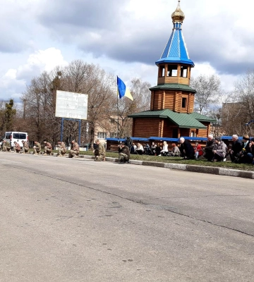 На Київщині провели в останню путь героя, що загинув у боях під Кремінною