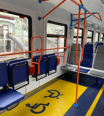 Відзавтра з Рівного до Львова курсуватиме інклюзивний електропоїзд