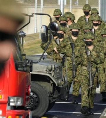 Японія перекинула сотні військових на острів поблизу Тайваню