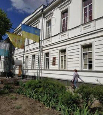 У Полтаві завершують облаштовувати укриття в освітніх закладах і зводити модульне містечко для внутрішньо переміщених осіб