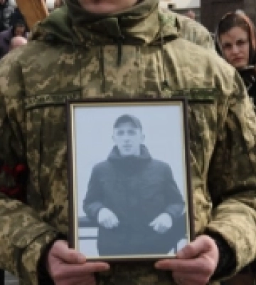 У Луцьку віддали останню шану Віталію Шендрику