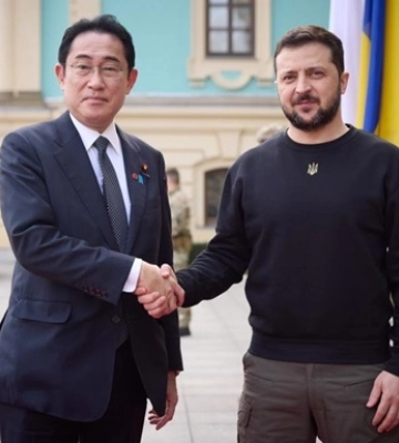 Рейтинг прем&#039;єра Японії після візиту до України зріс на 5% - посол
