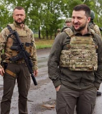 Зеленский посетил передовую в Запорожье