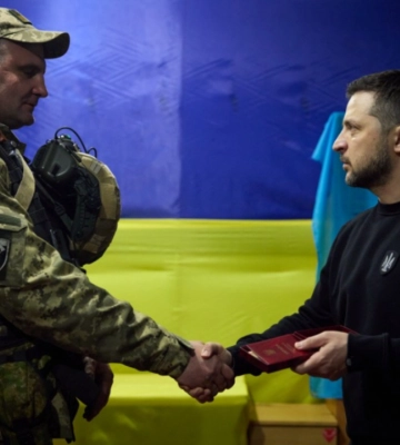 Зеленский посетил передовые позиции военных в Запорожской области