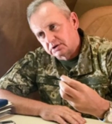 Генерал Муженко: у мене є запитання, чому ворог так швидко зайшов на Південь