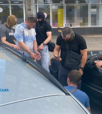 Коригувальника ракетного удару по аеропорту Дніпропетровщини відправили за ґрати на 15 років