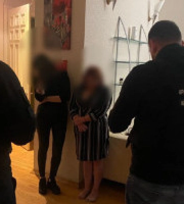 На Київщині судитимуть 7 учасників організованої групи, які налагодили «бордельний бізнес»