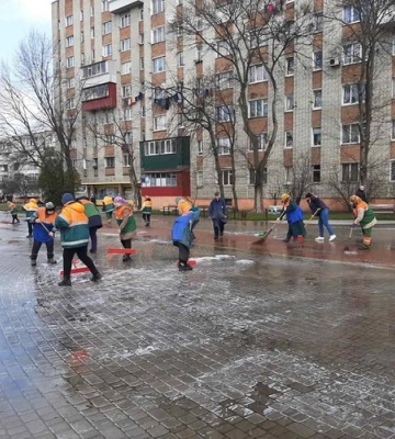 У Львові стартувало голосування за найкращого двірника міста