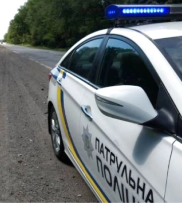 Ужгородом мчали патрульні з включеними сигналами: відомі деталі (ВІДЕО)
