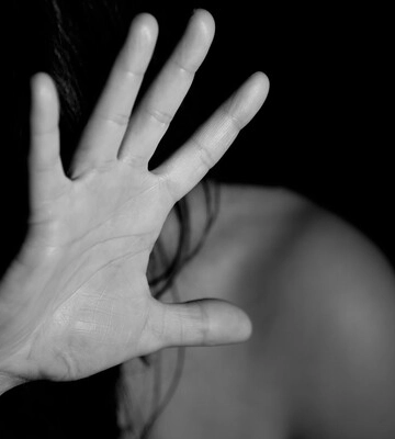 Вища рада правосуддя стала на захист судді, яка захищала ґвалтівників із Закарпаття