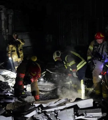 Рятувальники показали наслідки атаки БПЛА у Києві