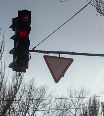 Мешканців Кривого Рогу попереджають про сильні пориви вітру