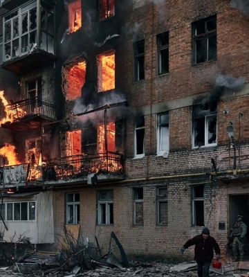 Окупаційні війська намагаються захопити Бахмут, – Сирський