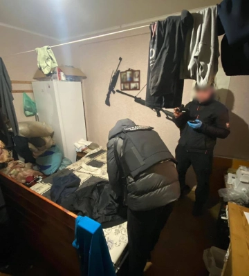 У Харкові затримали сутенерку, яка втягнула в проституцію неповнолітніх (відео)