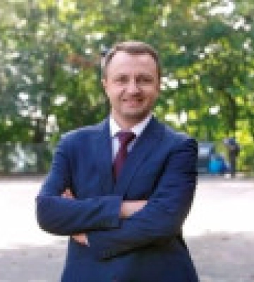 Языковой омбудсмен: русские песни в такси нарушают закон