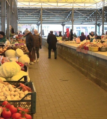 Що почім: які наразі ціни на овочі на Ізмаїльському ринку (відео)