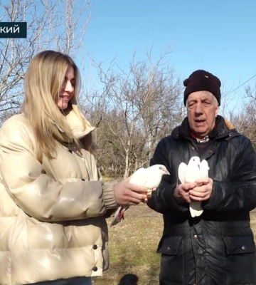 У Кропивницькому пенсіонер розводить поштових голубів (відео)