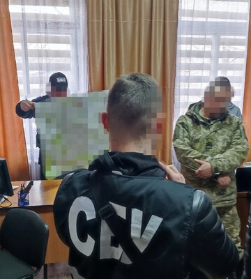 СБУ затримала завербованого ФСБ прикордонника: деталі і фото