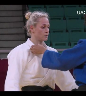 Рівненська спортсменка звернулася до Зеленського: скаржиться на свого тренера, згадала й міську та обласну владу