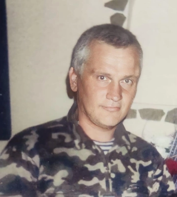 Поліцейські та рідні встановлюють місцезнаходження зниклого жителя Рівненського району