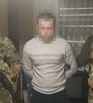 СБУ затримала російського агента, який «полював» на склади з боєприпасами Сил оборони під Авдіївкою