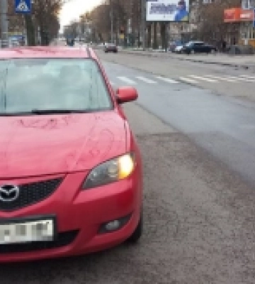 У Рівному на пішохідному переході водійка збила неповнолітню